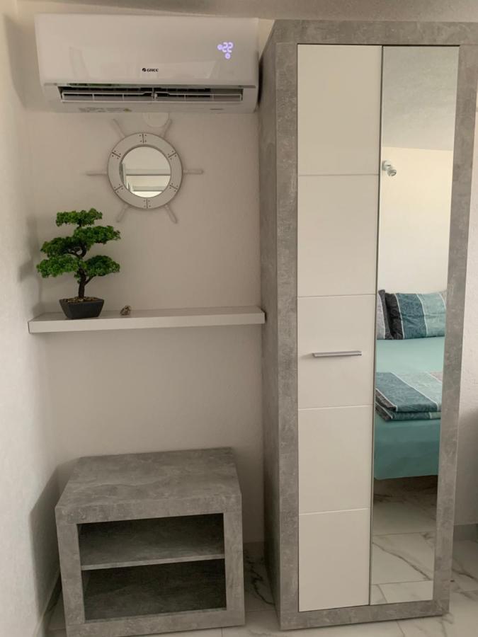 Apartments Albatross Novalja Εξωτερικό φωτογραφία