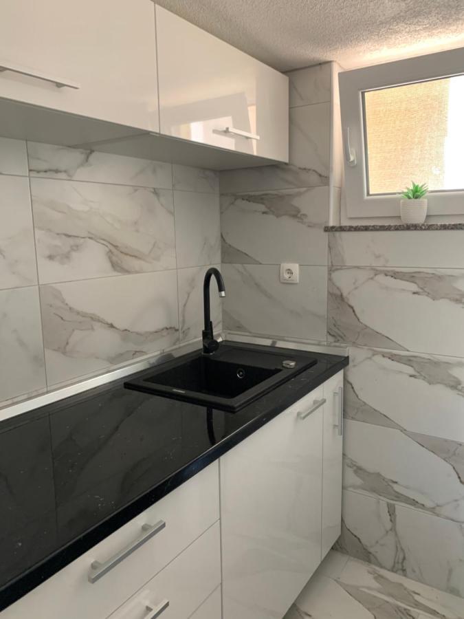 Apartments Albatross Novalja Εξωτερικό φωτογραφία